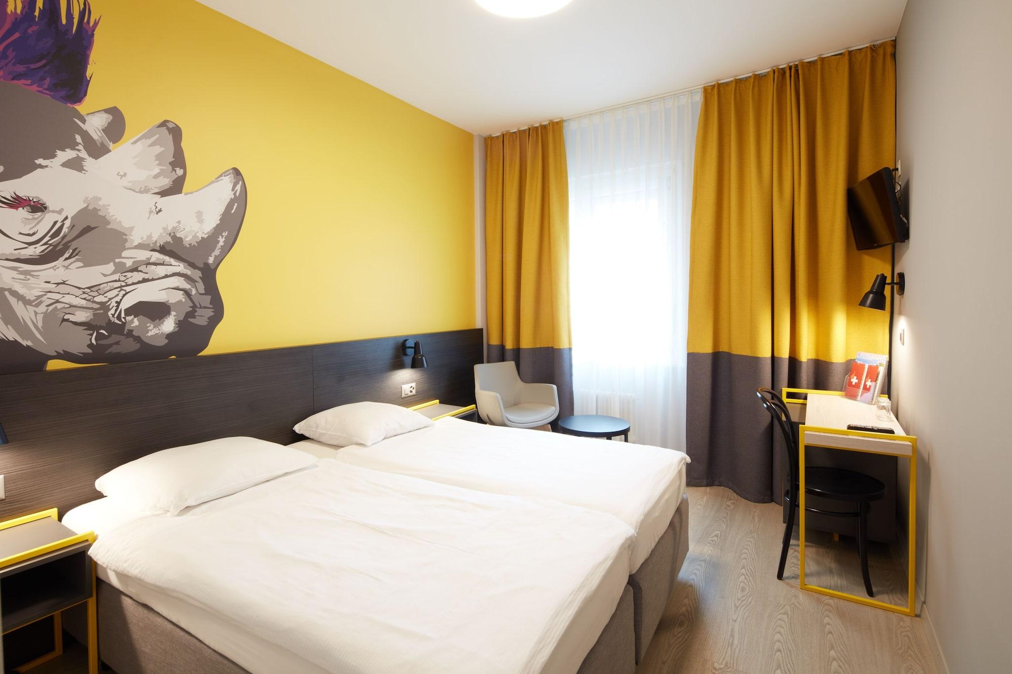 Hotel Crystal Lausana Exterior foto